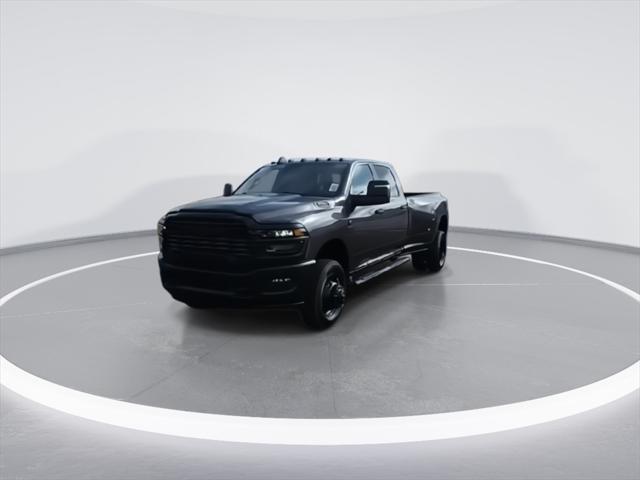 2026 RAM Ram 3500 RAM 3500 TRADESMAN CREW CAB 4X4 8 BOX