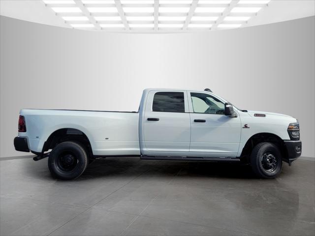 2026 RAM Ram 3500 RAM 3500 TRADESMAN CREW CAB 4X4 8 BOX 2026 RAM Ram 3500 RAM 3500 TRADESMAN CREW CAB 4X4 8 BOX