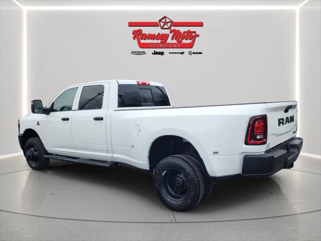 2026 RAM Ram 3500 RAM 3500 TRADESMAN CREW CAB 4X4 8 BOX