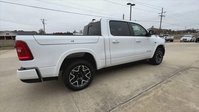2026 Ram 1500 Laramie Crew Cab 4x4 5'7" Box