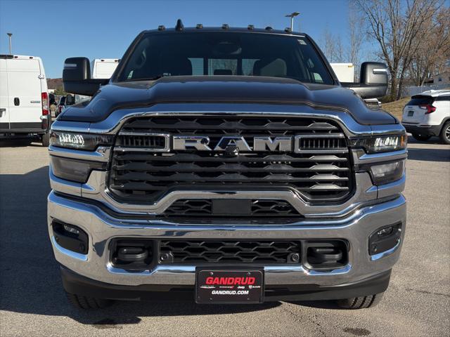 2026 RAM Ram 2500 RAM 2500 TRADESMAN CREW CAB 4X4 64 BOX 2026 RAM Ram 2500 RAM 2500 TRADESMAN CREW CAB 4X4 64 BOX