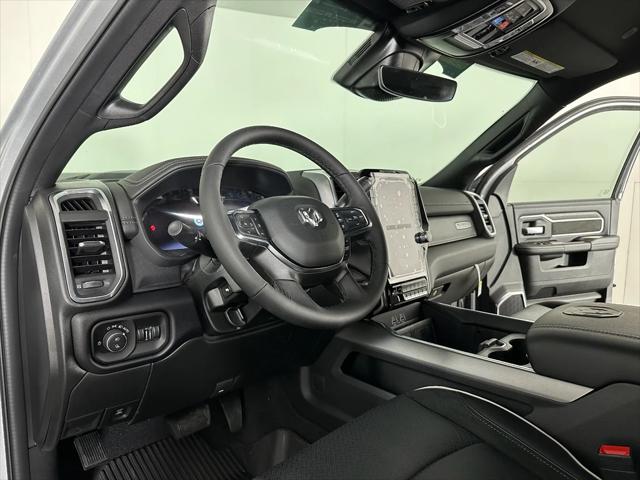 2026 RAM Ram 3500 RAM 3500 LARAMIE CREW CAB 4X4 8 BOX