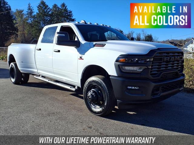 2026 RAM Ram 3500 RAM 3500 TRADESMAN CREW CAB 4X4 8 BOX