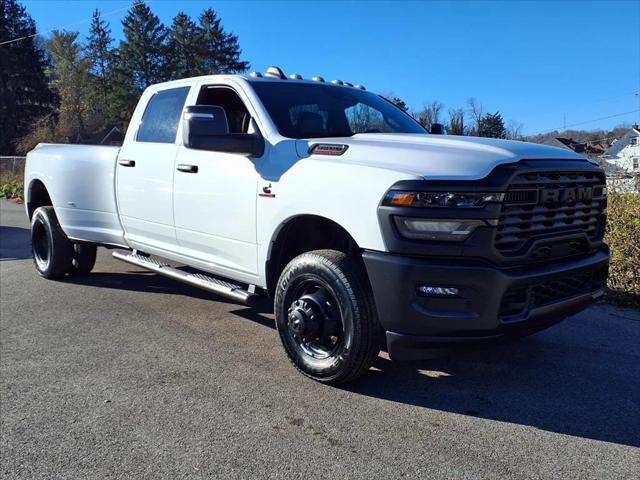 2026 RAM Ram 3500 RAM 3500 TRADESMAN CREW CAB 4X4 8 BOX 2026 RAM Ram 3500 RAM 3500 TRADESMAN CREW CAB 4X4 8 BOX