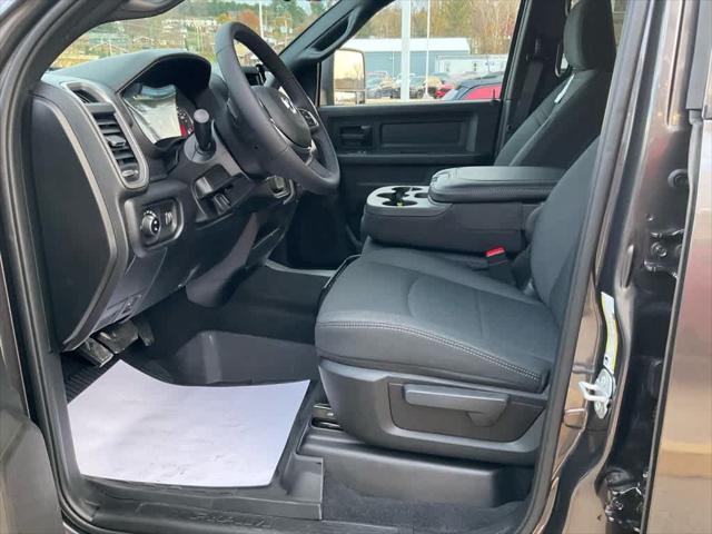 2026 Ram 3500 Tradesman Crew Cab 4x4 6'4" Box