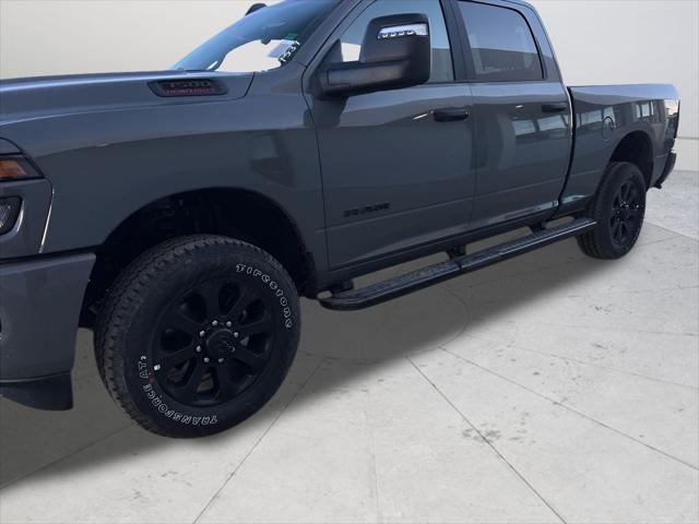2026 Ram 3500 Big Horn Crew Cab 4x4 6'4" Box
