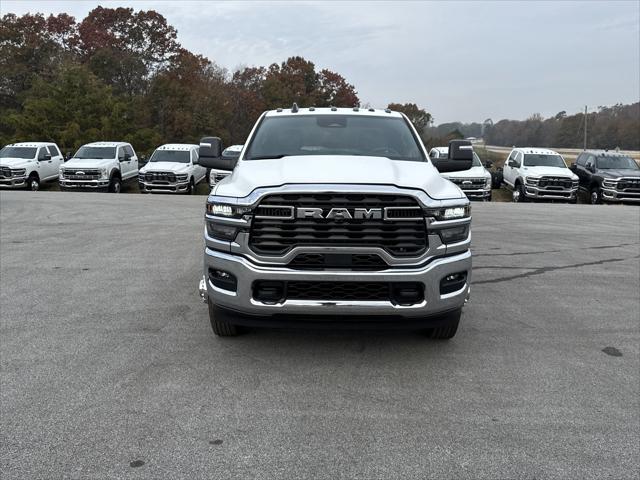 2026 RAM Ram 3500 Chassis Cab RAM 3500 TRADESMAN CREW CAB CHASSIS 4X4 60 CA 2026 RAM Ram 3500 Chassis Cab RAM 3500 TRADESMAN CREW CAB CHASSIS 4X4 60 CA