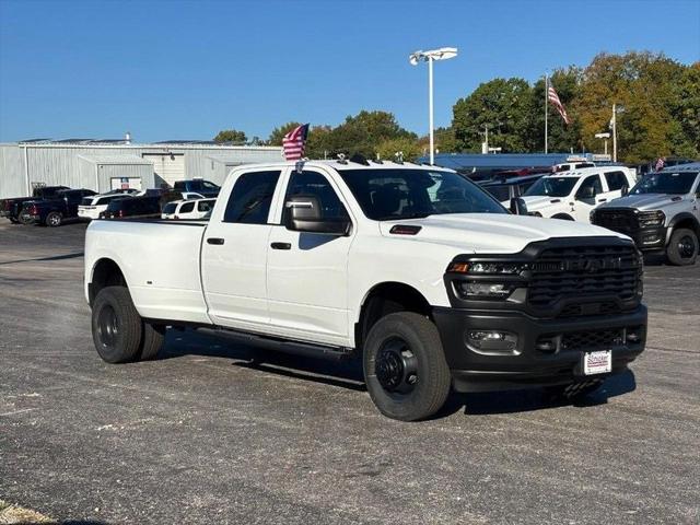 2026 RAM Ram 3500 RAM 3500 TRADESMAN CREW CAB 4X4 8 BOX 2026 RAM Ram 3500 RAM 3500 TRADESMAN CREW CAB 4X4 8 BOX