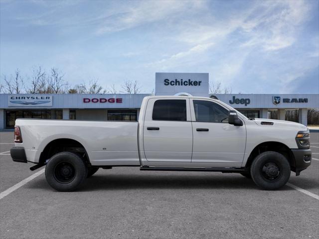 2026 Ram 3500 Tradesman Crew Cab 4x4 8' Box
