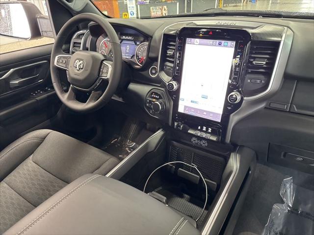 2026 Ram 1500 Big Horn Crew Cab 4x4 5'7" Box