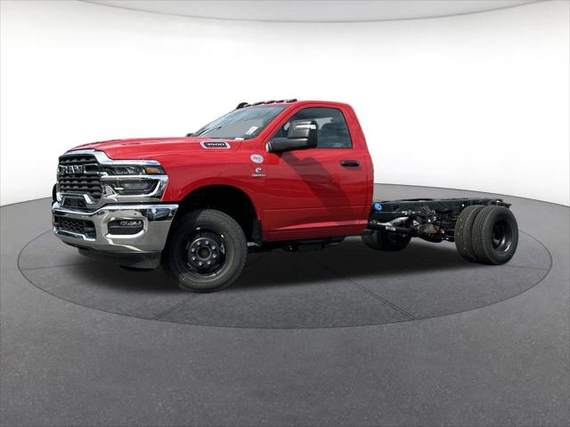 2026 RAM Ram 3500 Chassis Cab RAM 3500 TRADESMAN CHASSIS REGULAR CAB 4X4 84 CA