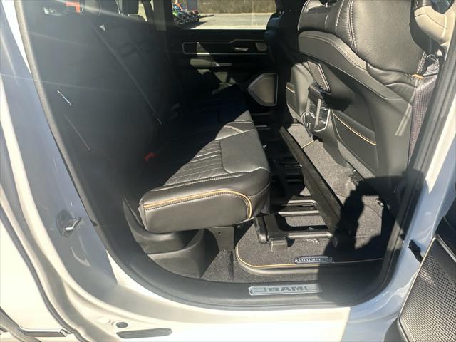 2026 Ram 1500 Tungsten Crew Cab 4x4 5'7" Box