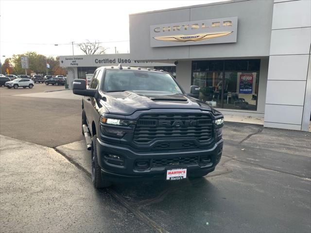 2026 RAM Ram 2500 RAM 2500 BLACK EXPRESS CREW CAB 4X4 64 BOX 2026 RAM Ram 2500 RAM 2500 BLACK EXPRESS CREW CAB 4X4 64 BOX