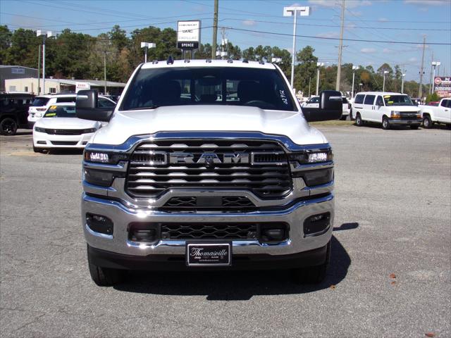 2026 RAM Ram 3500 RAM 3500 TRADESMAN CREW CAB 4X4 64 BOX