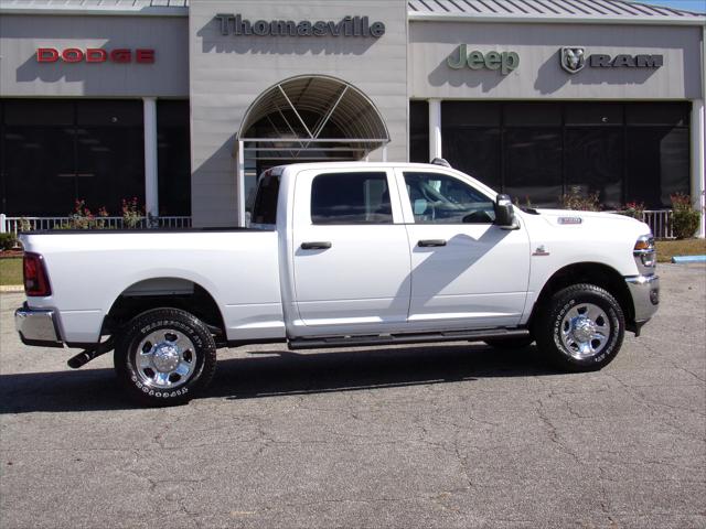 2026 RAM Ram 3500 RAM 3500 TRADESMAN CREW CAB 4X4 64 BOX