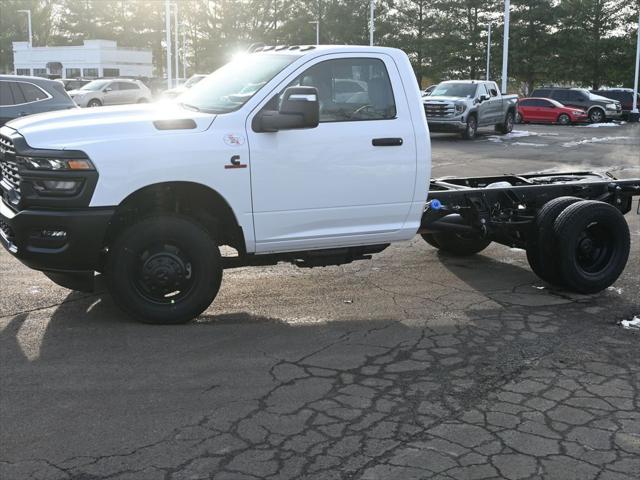 2026 RAM Ram 3500 Chassis Cab RAM 3500 TRADESMAN CHASSIS REGULAR CAB 4X4 60 CA 2026 RAM Ram 3500 Chassis Cab RAM 3500 TRADESMAN CHASSIS REGULAR CAB 4X4 60 CA