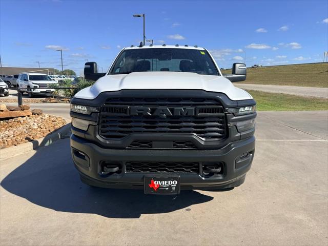 2026 RAM Ram 3500 Chassis Cab RAM 3500 TRADESMAN CREW CAB CHASSIS 4X4 60 CA