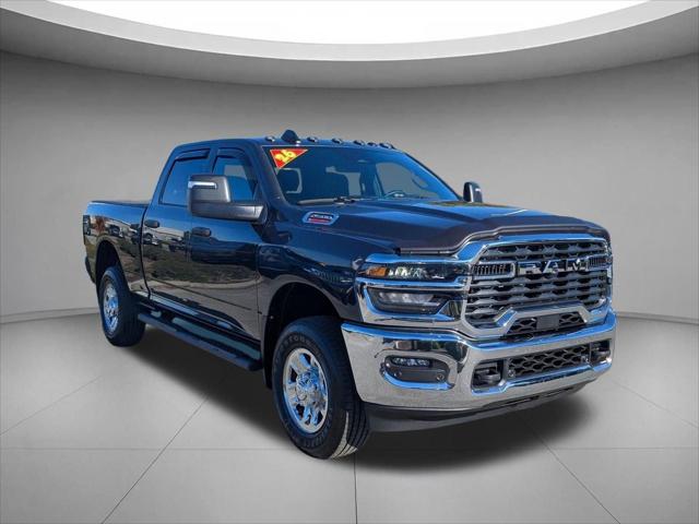 2026 RAM Ram 2500 RAM 2500 TRADESMAN CREW CAB 4X4 64 BOX