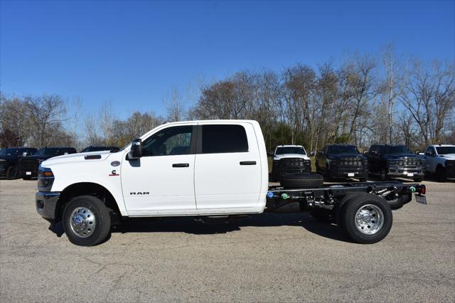 2026 RAM Ram 3500 Chassis Cab RAM 3500 BIG HORN CREW CAB CHASSIS 4X4 60 CA 2026 RAM Ram 3500 Chassis Cab RAM 3500 BIG HORN CREW CAB CHASSIS 4X4 60 CA