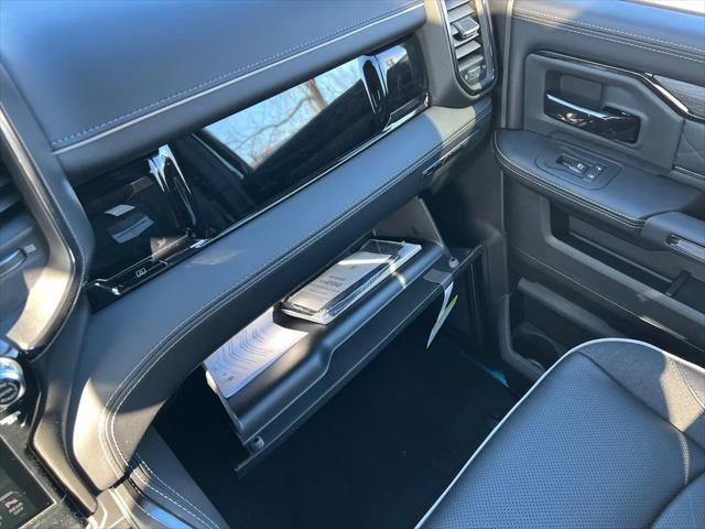 2026 Ram 3500 Limited Crew Cab 4x4 8' Box