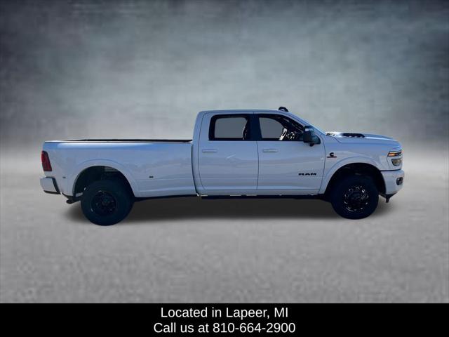 2026 RAM 3500 RAM 3500 LIMITED CREW CAB 4X4 8 BOX