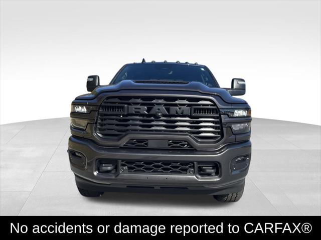 2026 RAM Ram 2500 RAM 2500 BLACK EXPRESS CREW CAB 4X4 64 BOX