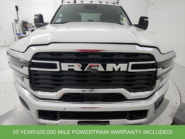 2026 RAM Ram 3500 Chassis Cab RAM 3500 BIG HORN CREW CAB CHASSIS 4X4 60 CA 2026 RAM Ram 3500 Chassis Cab RAM 3500 BIG HORN CREW CAB CHASSIS 4X4 60 CA