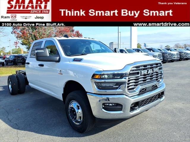 2026 RAM Ram 3500 Chassis Cab RAM 3500 TRADESMAN CREW CAB CHASSIS 4X4 60 CA 2026 RAM Ram 3500 Chassis Cab RAM 3500 TRADESMAN CREW CAB CHASSIS 4X4 60 CA