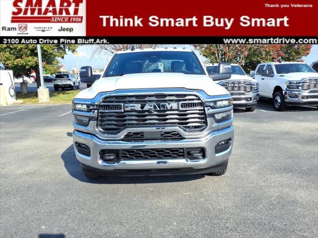 2026 RAM Ram 3500 Chassis Cab RAM 3500 TRADESMAN CREW CAB CHASSIS 4X4 60 CA 2026 RAM Ram 3500 Chassis Cab RAM 3500 TRADESMAN CREW CAB CHASSIS 4X4 60 CA