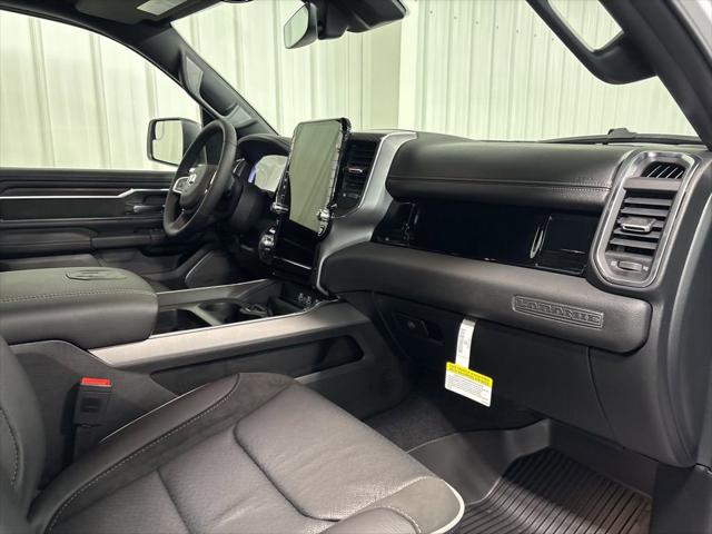 2026 Ram 1500 Laramie Crew Cab 4x4 5'7" Box