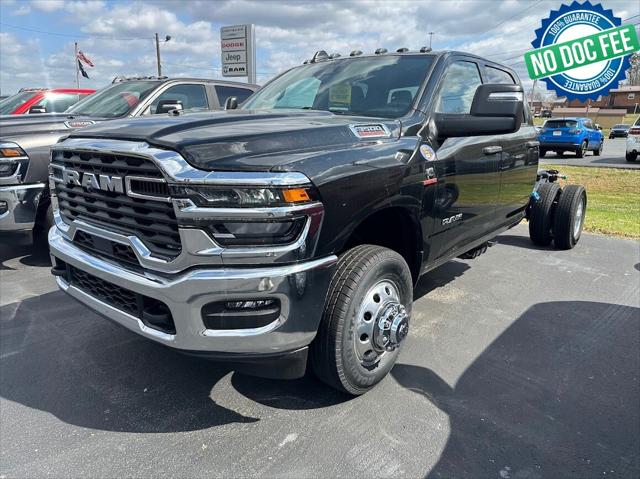 2026 RAM Ram 3500 Chassis Cab RAM 3500 BIG HORN CREW CAB CHASSIS 4X4 60 CA