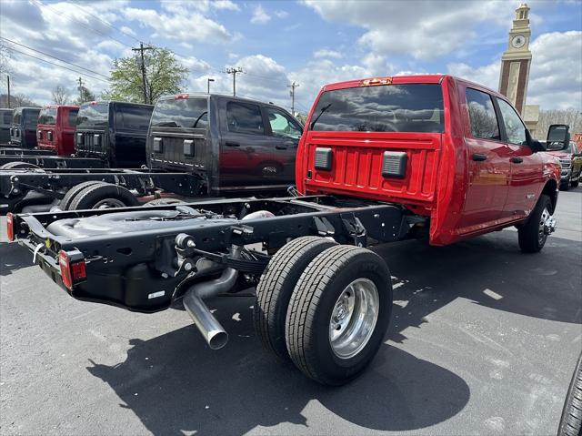 2026 RAM Ram 3500 Chassis Cab RAM 3500 BIG HORN CREW CAB CHASSIS 4X4 60 CA