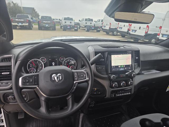 2026 RAM Ram 3500 Chassis Cab RAM 3500 TRADESMAN CHASSIS REGULAR CAB 4X4 84 CA 2026 RAM Ram 3500 Chassis Cab RAM 3500 TRADESMAN CHASSIS REGULAR CAB 4X4 84 CA