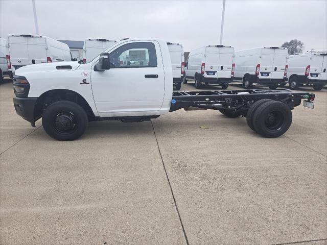 2026 RAM Ram 3500 Chassis Cab RAM 3500 TRADESMAN CHASSIS REGULAR CAB 4X4 84 CA 2026 RAM Ram 3500 Chassis Cab RAM 3500 TRADESMAN CHASSIS REGULAR CAB 4X4 84 CA