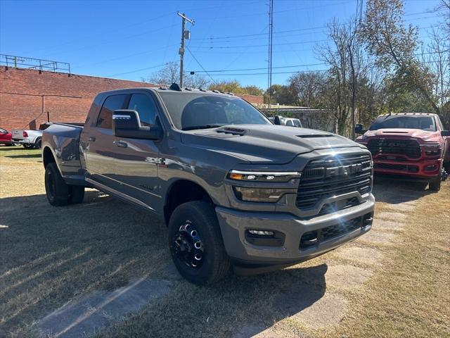 2026 RAM Ram 3500 RAM 3500 LARAMIE MEGA CAB 4X4 64 BOX 2026 RAM Ram 3500 RAM 3500 LARAMIE MEGA CAB 4X4 64 BOX