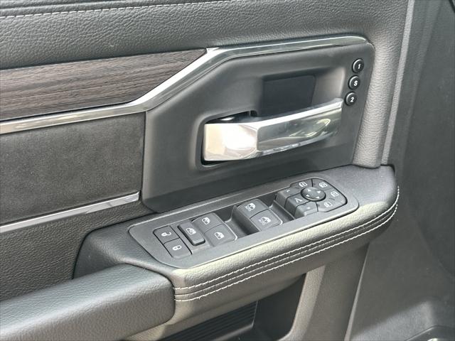 2026 Ram 3500 Laramie Crew Cab 4x4 8' Box