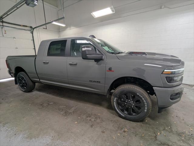 2026 RAM Ram 3500 RAM 3500 LARAMIE MEGA CAB 4X4 64 BOX