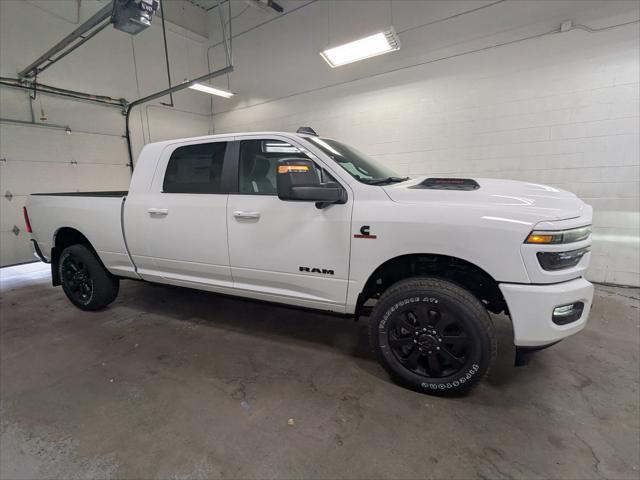 2026 RAM Ram 3500 RAM 3500 LARAMIE MEGA CAB 4X4 64 BOX