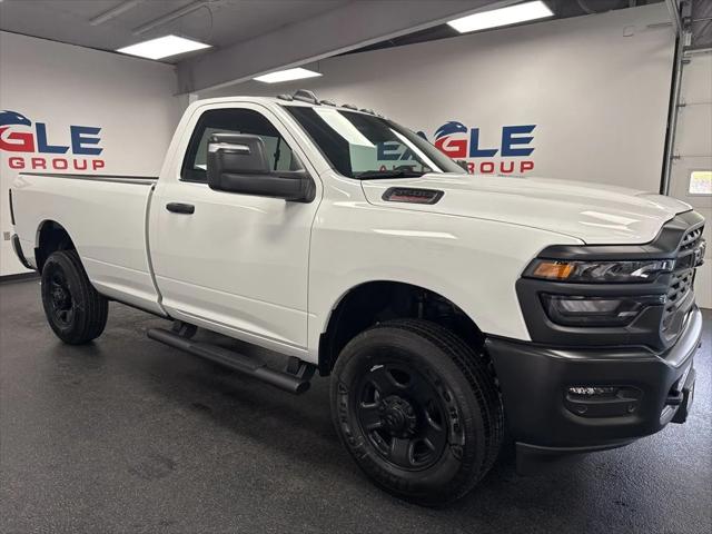 2026 RAM Ram 3500 RAM 3500 TRADESMAN REGULAR CAB 4X4 8 BOX