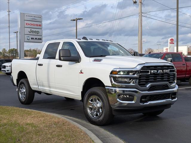 2026 RAM Ram 3500 RAM 3500 TRADESMAN CREW CAB 4X4 64 BOX