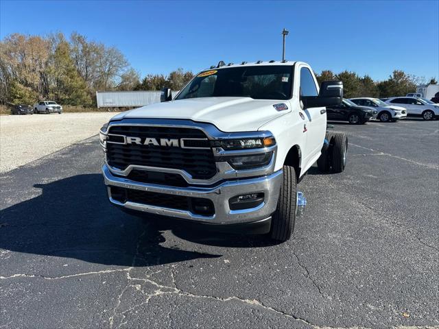 2026 RAM Ram 3500 Chassis Cab RAM 3500 TRADESMAN CHASSIS REGULAR CAB 4X4 60 CA 2026 RAM Ram 3500 Chassis Cab RAM 3500 TRADESMAN CHASSIS REGULAR CAB 4X4 60 CA