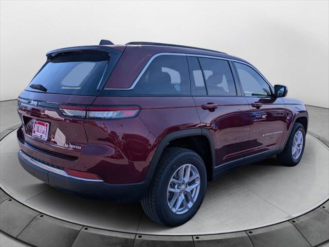 2025 Jeep Grand Cherokee GRAND CHEROKEE LAREDO X 4X4 2025 Jeep Grand Cherokee GRAND CHEROKEE LAREDO X 4X4