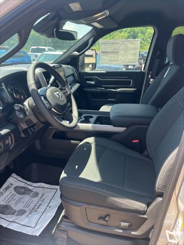 2026 Ram 2500 Big Horn Crew Cab 4x4 64 Box
