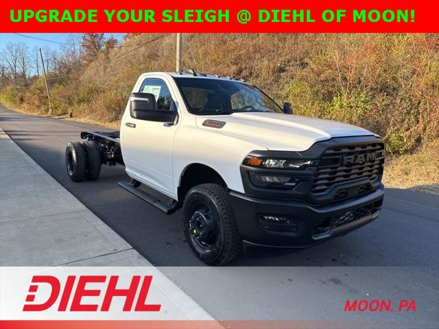 2026 RAM Ram 3500 Chassis Cab RAM 3500 TRADESMAN CHASSIS REGULAR CAB 4X4 84 CA 2026 RAM Ram 3500 Chassis Cab RAM 3500 TRADESMAN CHASSIS REGULAR CAB 4X4 84 CA