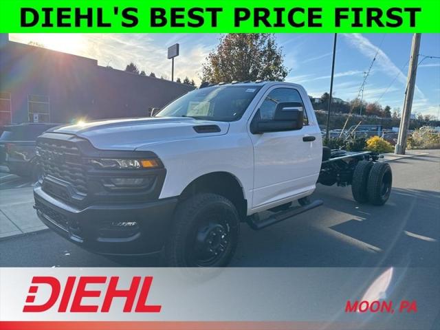 2026 RAM Ram 3500 Chassis Cab RAM 3500 TRADESMAN CHASSIS REGULAR CAB 4X4 84 CA
