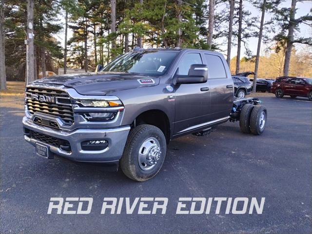 2026 RAM Ram 3500 Chassis Cab RAM 3500 TRADESMAN CREW CAB CHASSIS 4X4 60 CA 2026 RAM Ram 3500 Chassis Cab RAM 3500 TRADESMAN CREW CAB CHASSIS 4X4 60 CA