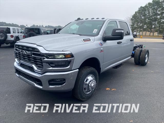 2026 RAM Ram 3500 Chassis Cab RAM 3500 TRADESMAN CREW CAB CHASSIS 4X4 60 CA 2026 RAM Ram 3500 Chassis Cab RAM 3500 TRADESMAN CREW CAB CHASSIS 4X4 60 CA