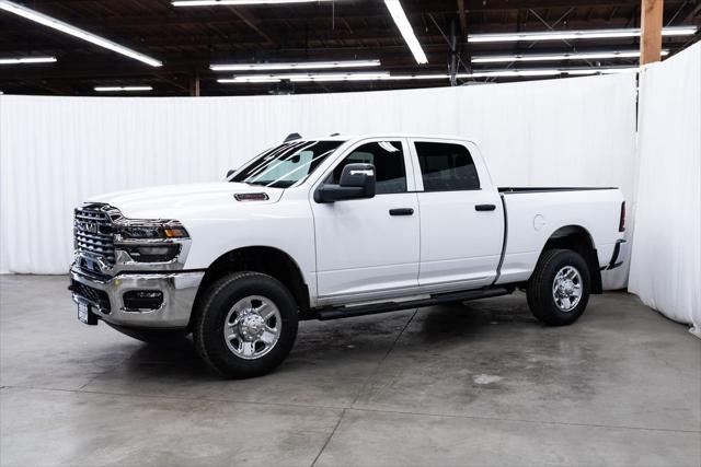 2026 RAM Ram 2500 RAM 2500 TRADESMAN CREW CAB 4X4 64 BOX