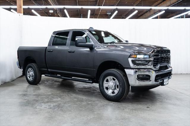 2026 RAM Ram 2500 RAM 2500 TRADESMAN CREW CAB 4X4 64 BOX