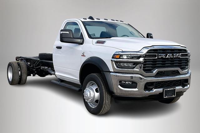 2026 RAM Ram 5500 Chassis Cab RAM 5500 TRADESMAN CHASSIS REGULAR CAB 4X2 120 CA 2026 RAM Ram 5500 Chassis Cab RAM 5500 TRADESMAN CHASSIS REGULAR CAB 4X2 120 CA